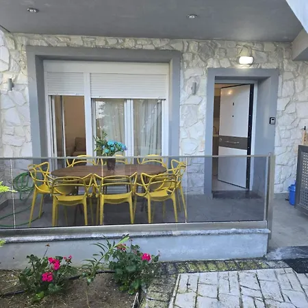 Stoa Luxury Apartment Hanioti